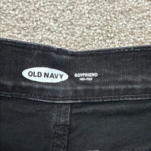 Old Navy Boyfriend Mid-Rise Jeans - Black